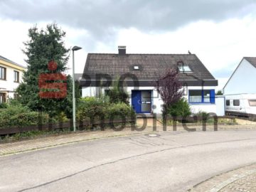 Freistehendes Einfamilienhaus in ruhiger Lage, 66292 Riegelsberg, Einfamilienhaus