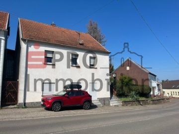 Freistehendes EFH mit Garten in Wemmetesweiler, 66589 Merchweiler, Einfamilienhaus