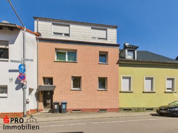 Charmantes Mehrfamilienhaus mit Garten, 66386 St. Ingbert, Doppelhaushälfte
