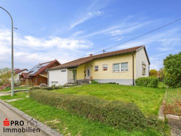 Einfamilienhaus in ruhiger Lage mit herrlichem Garten., 66453 Gersheim, Einfamilienhaus