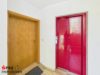 Top Wohnlage: Leerstehende 3-Zimmer-Wohnung mit Balkon in SB - Aufzug und Eingang