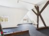 Großzügiges 1-2-Familienhaus mit viel Flair und Potenzial - Zimmer im Dachgeschoss