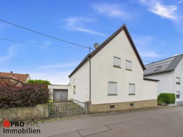 Freistehendes Einfamilienhaus mit Baugrundstück in Wehrden!, 66333 Völklingen, Einfamilienhaus