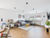 Familientraum in ruhiger Lage mit tollem Garten - Wohnzimmer