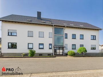 Gepflegte 3-ZKB-ETW mit Balkon und Garage in Riegelsberg, 66292 Riegelsberg, Dachgeschosswohnung